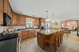 49 Lantern Ln, Pembroke, MA 02359 - Photo 5