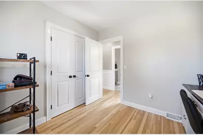 169 Raven, Lowell, MA 01852 - Photo 17