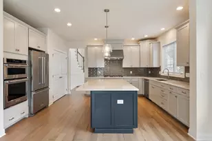 2 Phoebe St, Methuen, MA 01844 - Photo 11