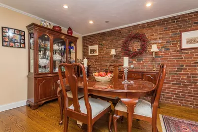 386 Commercial St #3E, Boston, MA 02109 - Photo 3