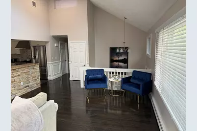 2 Temple St, Framingham, MA 01702 - Photo 7
