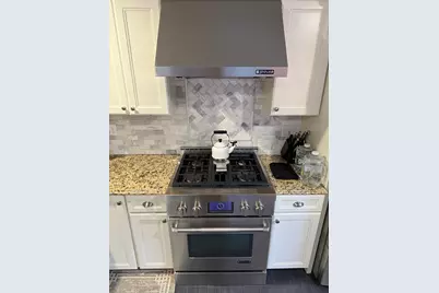 2 Temple St, Framingham, MA 01702 - Photo 17