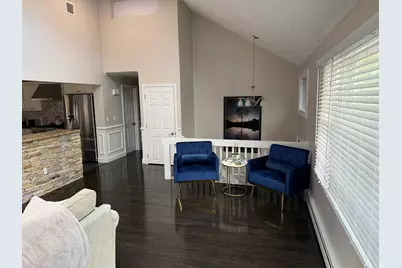 2 Temple St, Framingham, MA 01702 - Photo 7