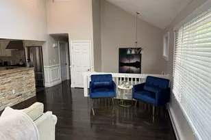 2 Temple St, Framingham, MA 01702 - Photo 7