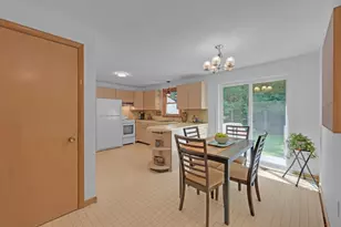127 Springfield St, Palmer, MA 01069 - Photo 7
