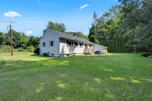 127 Springfield St, Palmer, MA 01069 - Photo 23