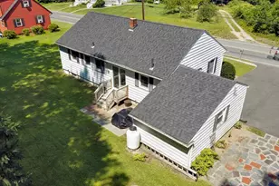 127 Springfield St, Palmer, MA 01069 - Photo 3