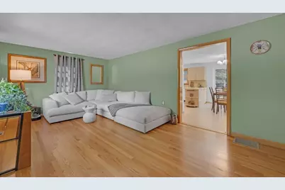 127 Springfield St, Palmer, MA 01069 - Photo 5