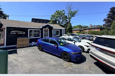 640 Main St, Clinton, MA 01510 - Photo 1
