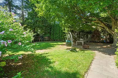 24 Holland St, Needham, MA 02492 - Photo 31