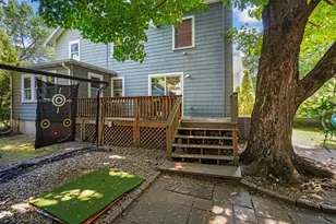 24 Holland St, Needham, MA 02492 - Photo 29