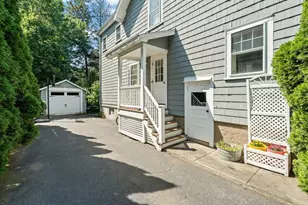24 Holland St, Needham, MA 02492 - Photo 27