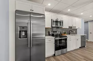 193 E Spring St, Avon, MA 02322 - Photo 21
