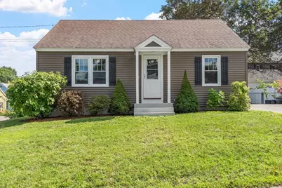 4 Maverick St, Fitchburg, MA 01420 - Photo 1