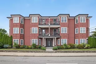 32 Common St, Waltham, MA 02451 - Photo 1