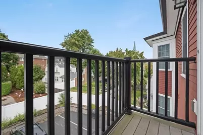 32 Common St. #3-4, Waltham, MA 02451 - Photo 5