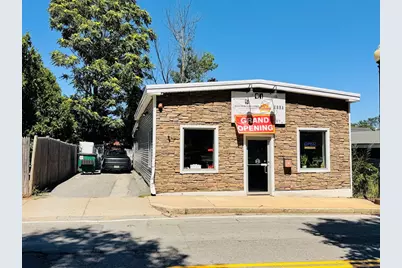 9 Sterling St, Clinton, MA 01510 - Photo 1