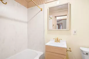 52 Mattoon St, Springfield, MA 01105 - Photo 15