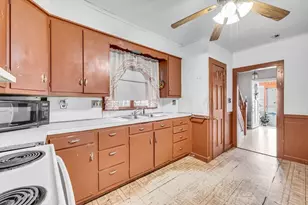 76 Howard St, Ludlow, MA 01056 - Photo 11