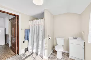 76 Howard St, Ludlow, MA 01056 - Photo 13