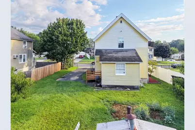 76 Howard St, Ludlow, MA 01056 - Photo 15