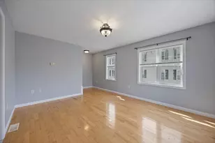 122 Locust St, Haverhill, MA 01830 - Photo 11