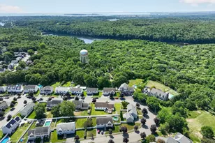 79 Emerald Dr, Lynn, MA 01904 - Photo 21