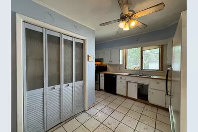 30 First St, Taunton, MA 02780 - Photo 5