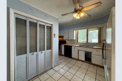 30 First St, Taunton, MA 02780 - Photo 5