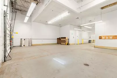 11 Commercial St #11, Medford, MA 02155 - Photo 9