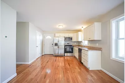 18 Healey St #18, Springfield, MA 01151 - Photo 3