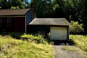 62 E Chestnut Hill Rd, Montague, MA 01351 - Photo 3
