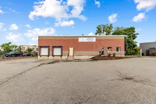 11 Commercial St, Medford, MA 02155 - Photo 1