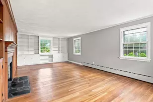 92 Oak Hollow Rd, Springfield, MA 01128 - Photo 11