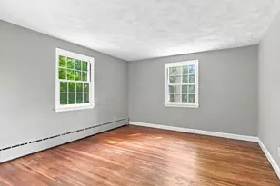 92 Oak Hollow Rd, Springfield, MA 01128 - Photo 17