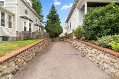 42 Brucewood St, Boston, MA 02132 - Photo 41