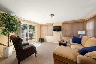 136 Laurie Ln, Lowell, MA 01854 - Photo 9