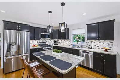 492 Sumner St, Stoughton, MA 02072 - Photo 11