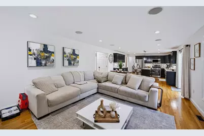 492 Sumner St, Stoughton, MA 02072 - Photo 15