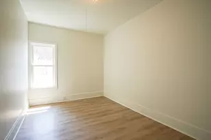 3 Charles St, Chicopee, MA 01020 - Photo 13