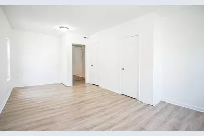 3 Charles St #2L, Chicopee, MA 01020 - Photo 7
