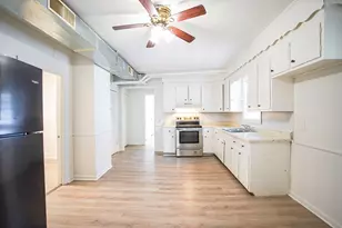 3 Charles St, Chicopee, MA 01020 - Photo 3