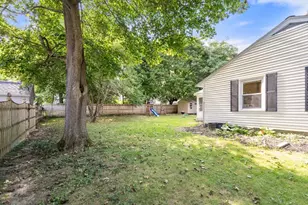 8 Vista Dr, Shrewsbury, MA 01545 - Photo 19