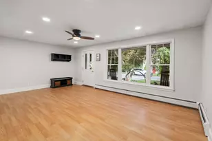 8 Vista Dr, Shrewsbury, MA 01545 - Photo 5