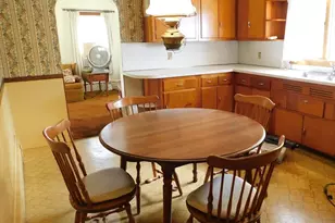 103 Chester St, West Springfield, MA 01089 - Photo 9