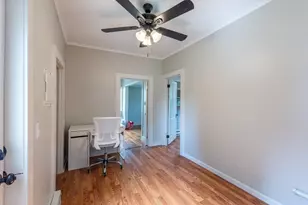 1136 N Pleasant St, Amherst, MA 01002 - Photo 29