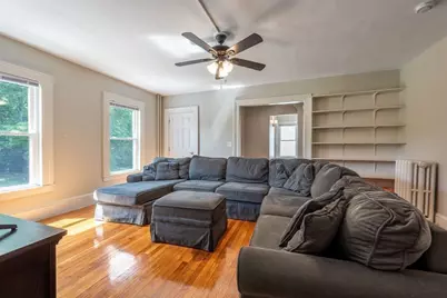 1136 N Pleasant St, Amherst, MA 01002 - Photo 17
