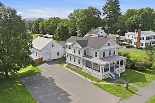1136 N Pleasant St, Amherst, MA 01002 - Photo 5