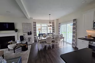 10 Wisteria Ln, Maynard, MA 01754 - Photo 3