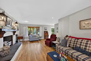 61 Highland Ave, Dartmouth, MA 02747 - Photo 5